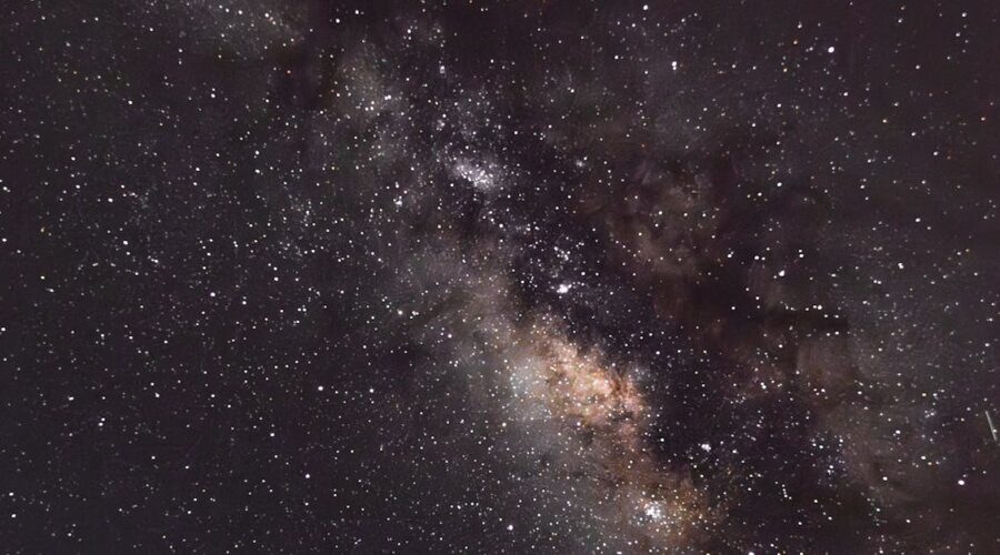 The April Night Sky: Stargazing in the Algarve When the Clouds Clear