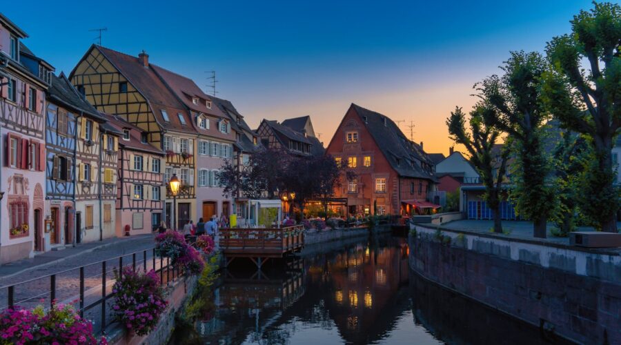 Why Midweek Algarve Feels Like a Different Region (Even in Spring)