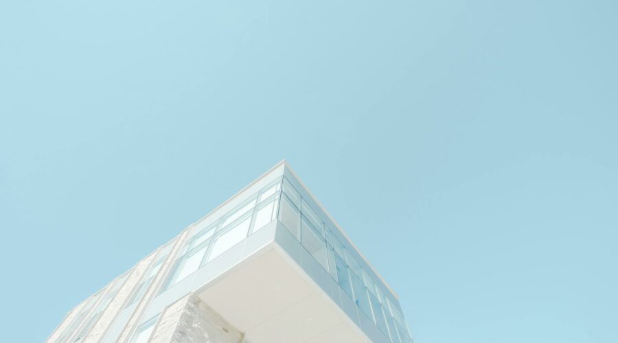 The Easter Escape: Finding the Quiet Algarve When Everyone Else Is on Holiday