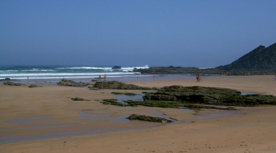 Praia da Amoreira: Where the River Meets the Wild Atlantic