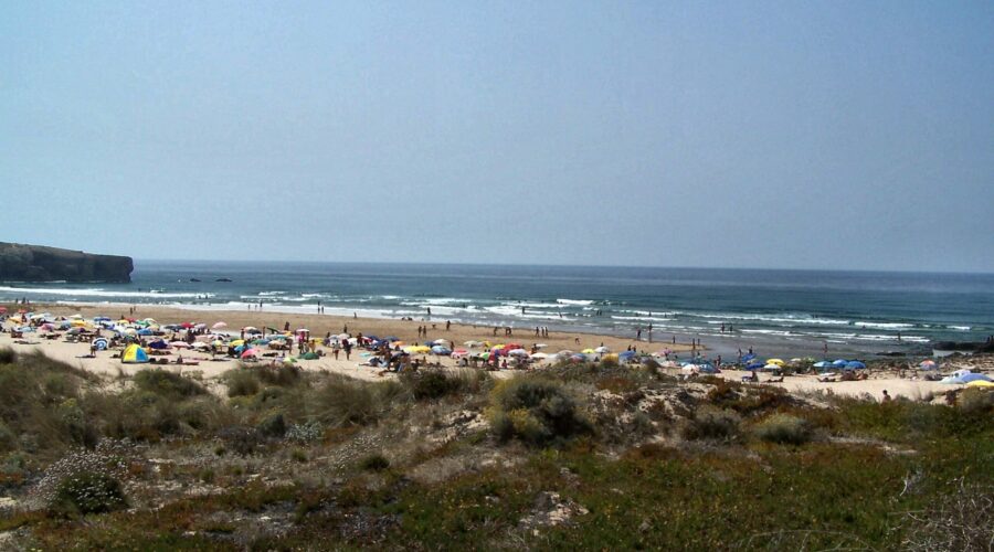 Praia da Amoreira: The River-and-Ocean Beach Day That Feels Like Two Trips in One