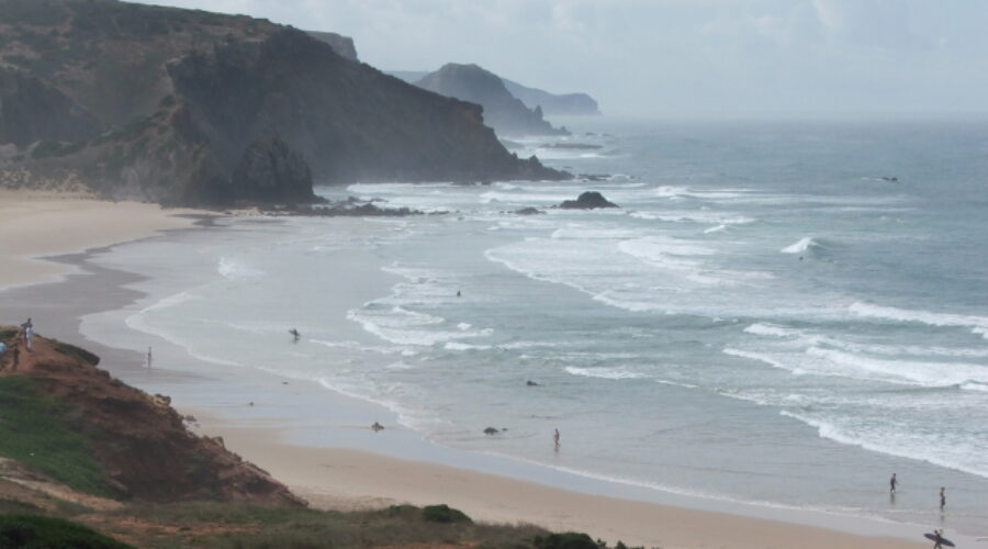 Praia do Amado in Spring: A Wild West-Coast Beach Day Without Spending a Euro