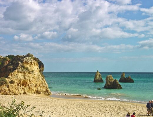 Praia dos Três Irmãos