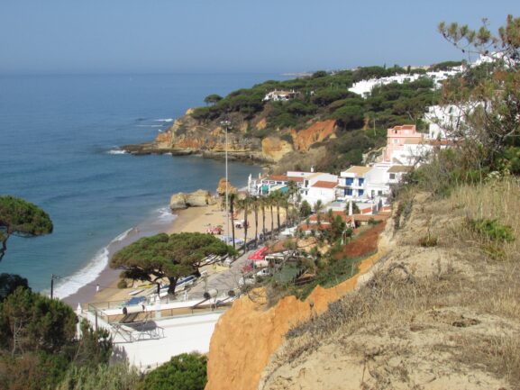 Olhos de Água, Kolforn