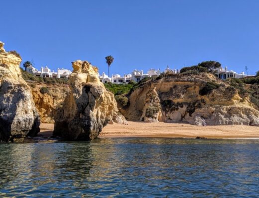 Praia dos Beijinhos
