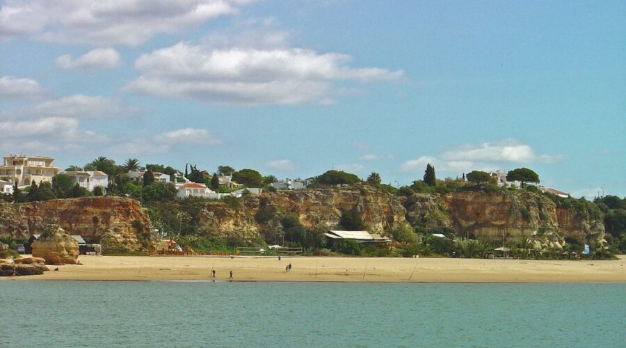Ferragudo: The Fishing Village the Algarve Forgot to Tell You About